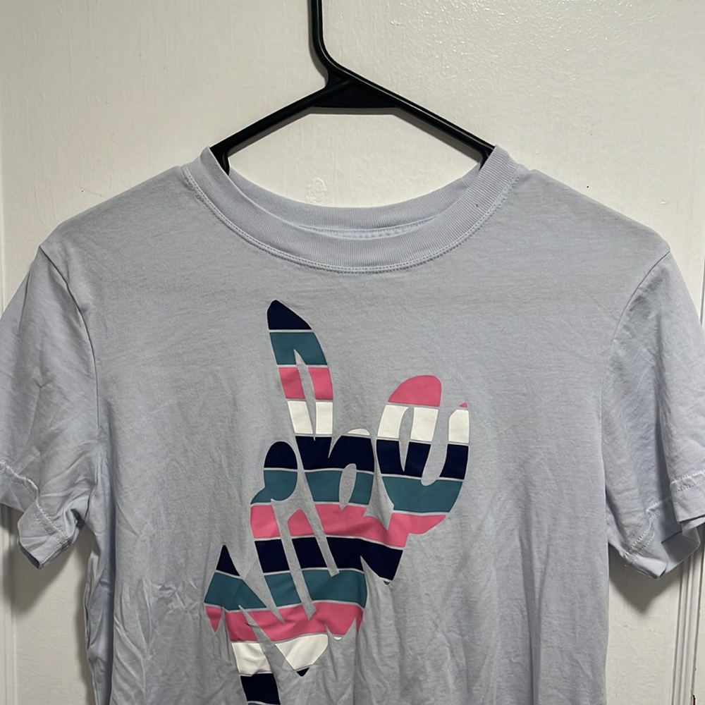 Nike Top - Picture 2 of 9
